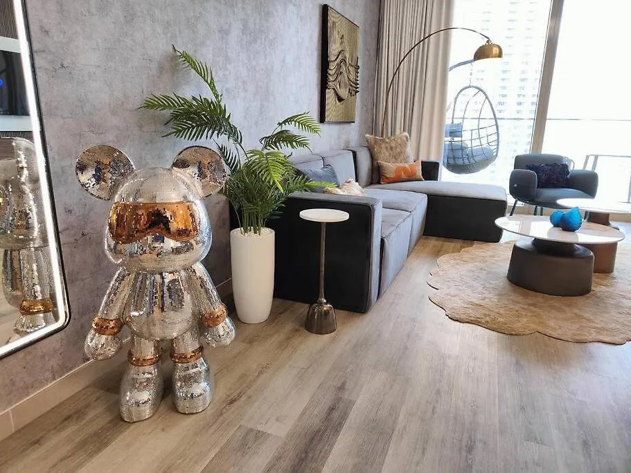 Burj View - 10 Minutes Walk Dream Lux Designer 3Bd location
